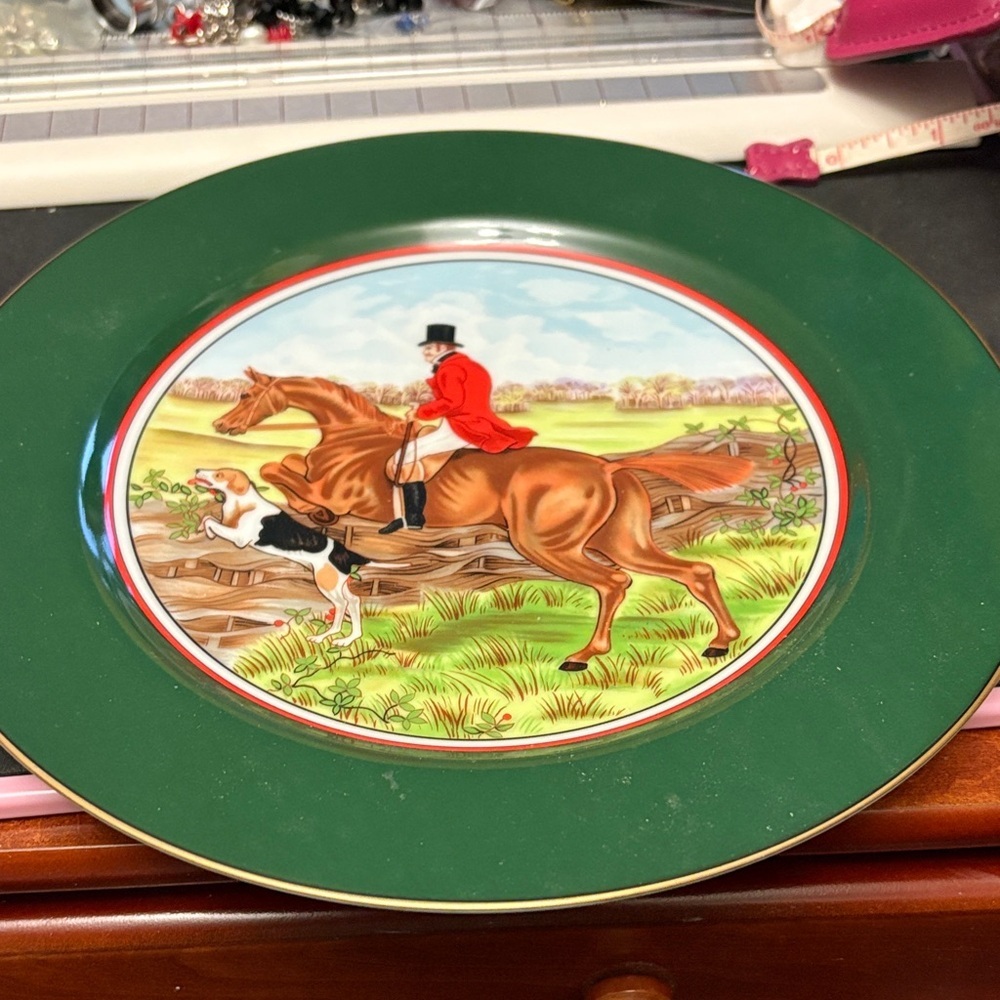 Equestrian Fitz&Floyd Japan  Tallyho Luncheon Plate Set - Picture 5 of 13